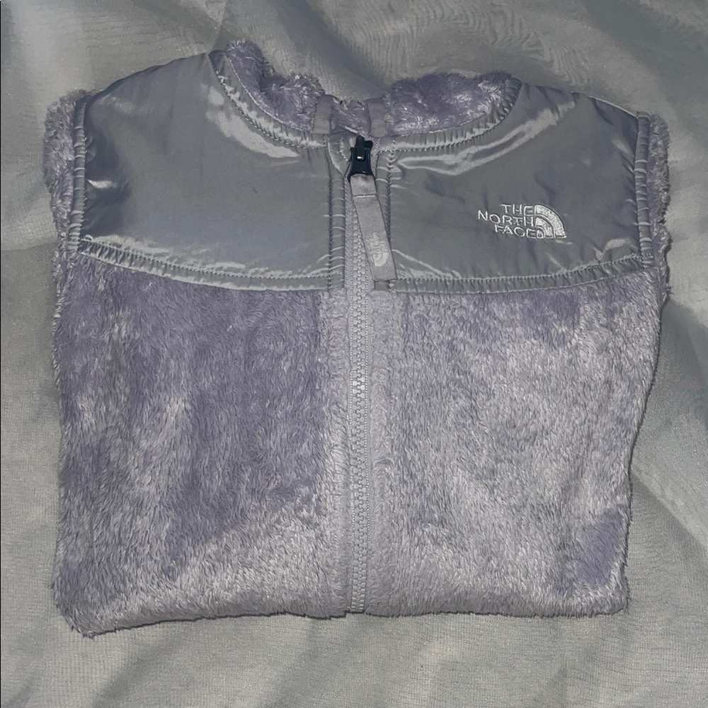 The North Face Girls’ Light Lilac and Gray Fleece Jacket Size 6